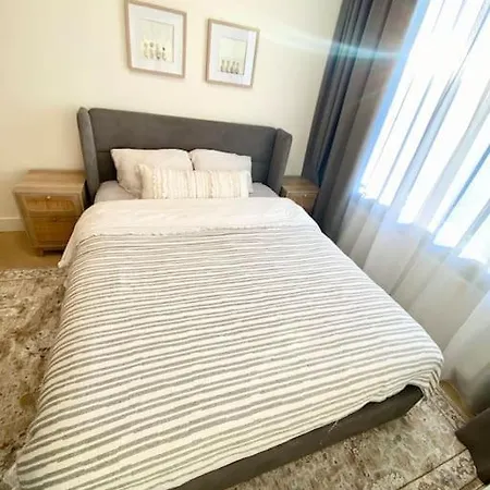 Luxe Station Zuid Apartman *